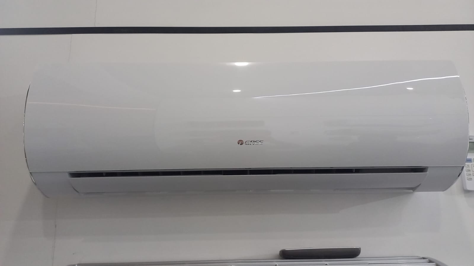 Gree kondisioner 12000 btu